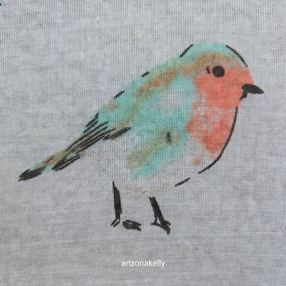 Lightweight gauzy bird summer scarf english robin - Picture 4 of 4